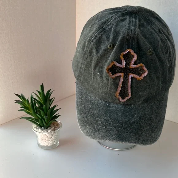 Custom 100% Cotton Ball Cap
Authentic Louis Vuitton Monogram Canvas - Picture 1 of 3